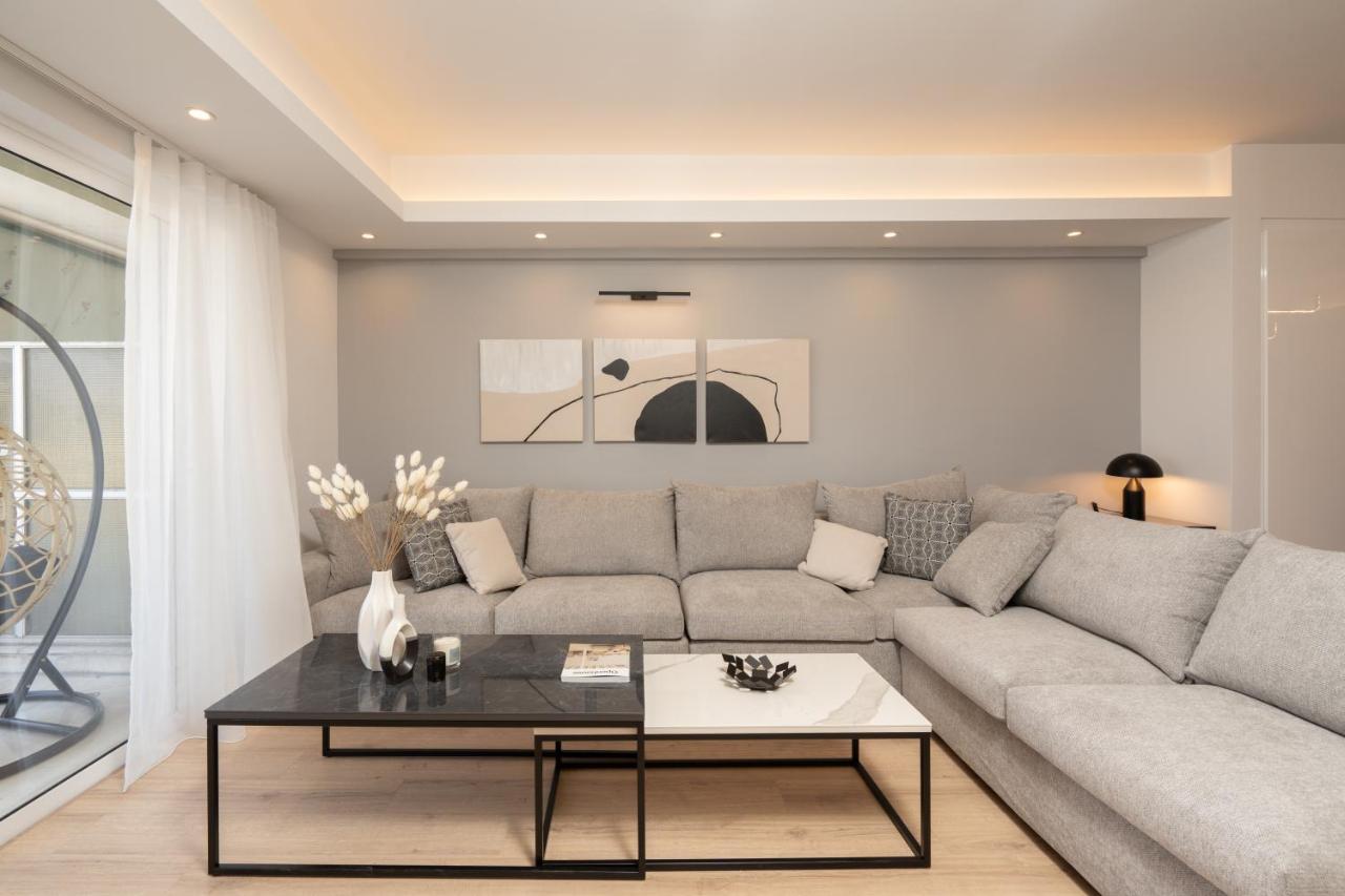 Apartment Luxury 4 Bedrooms Near Flisvos Marina *