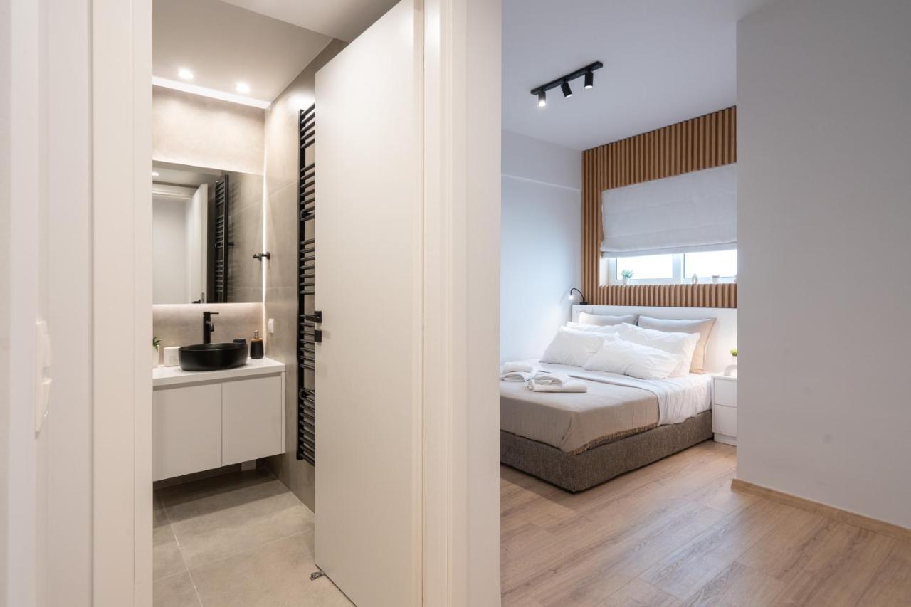 Luxury 4 Bedrooms Near Flisvos Marina *