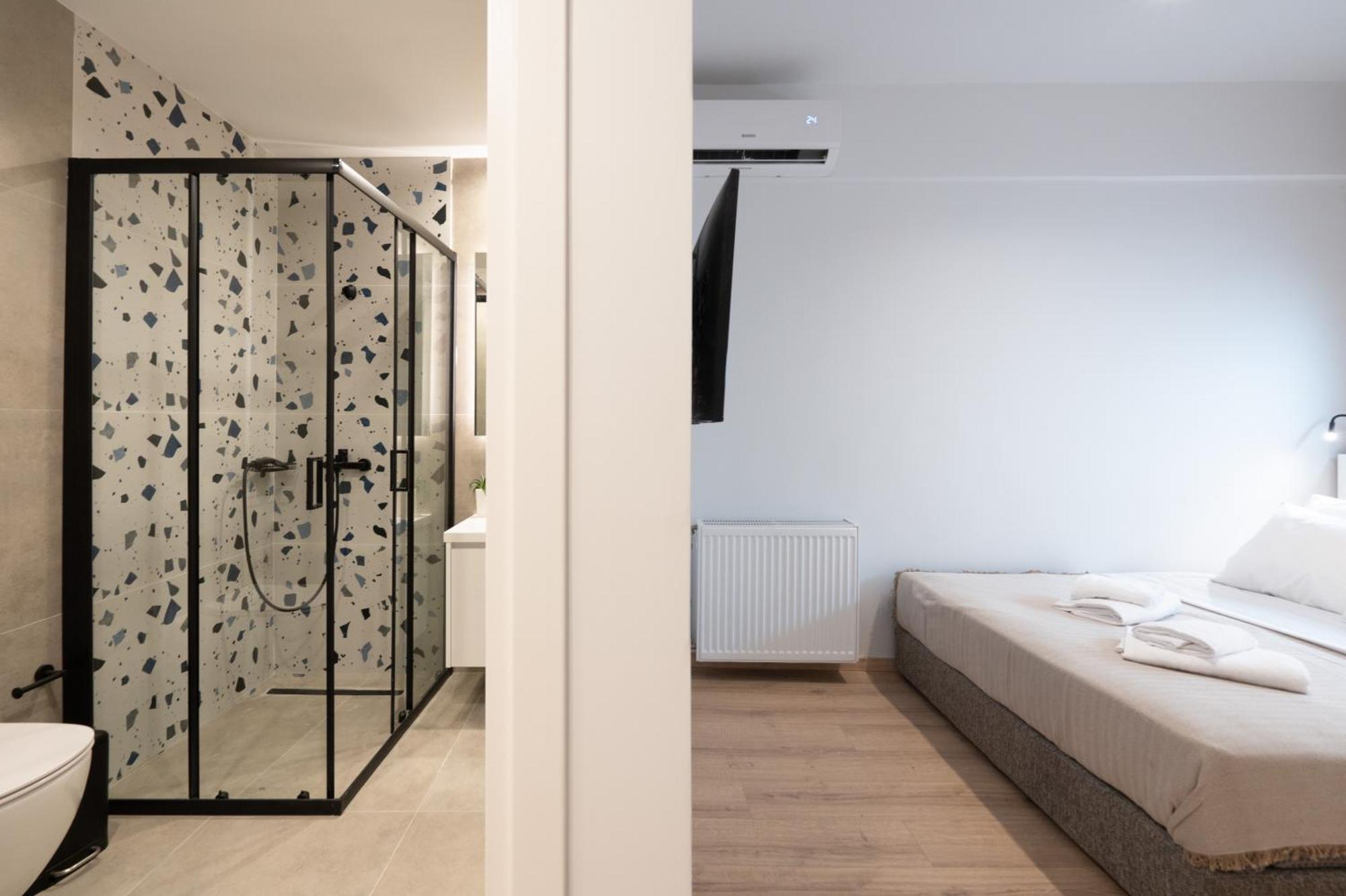 Apartment Luxury 4 Bedrooms Near Flisvos Marina Piraeus