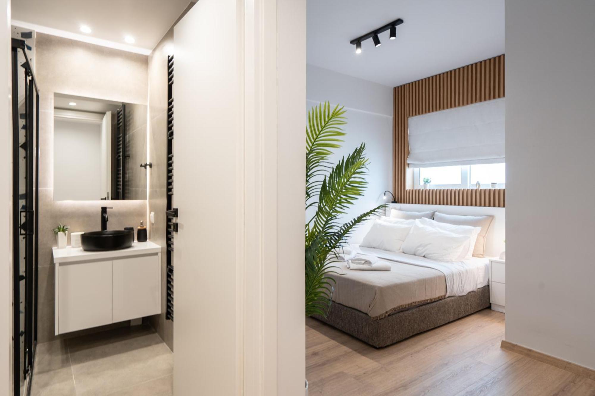 Luxury 4 Bedrooms Near Flisvos Marina * Piraeus
