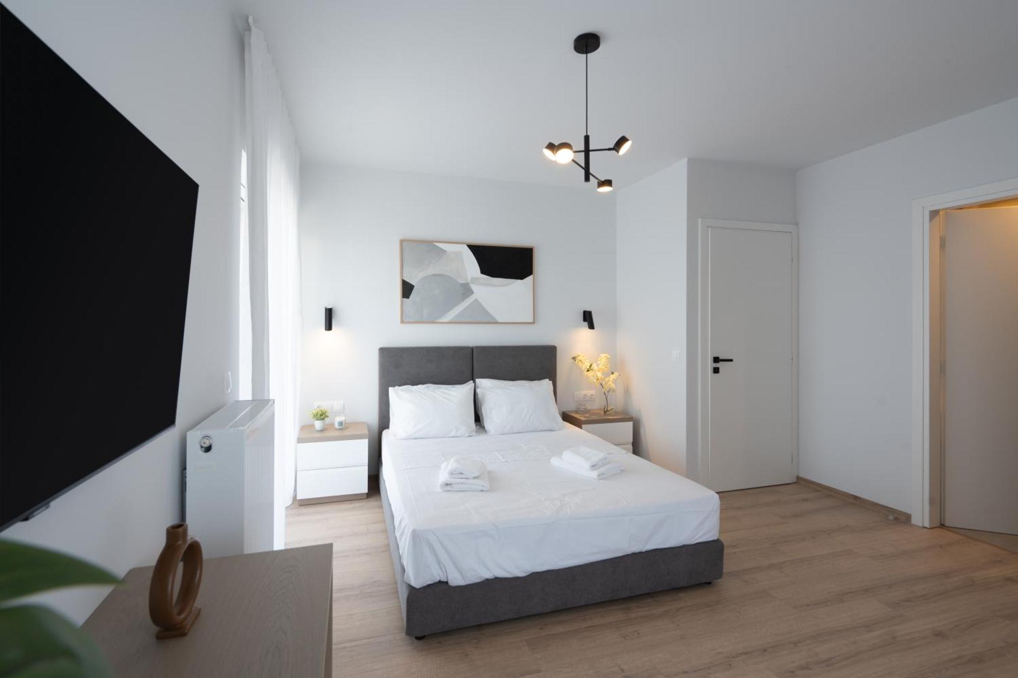 Apartment Luxury 4 Bedrooms Near Flisvos Marina Piraeus